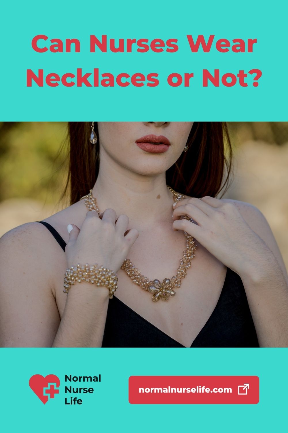 Can nurses wear necklaces or not